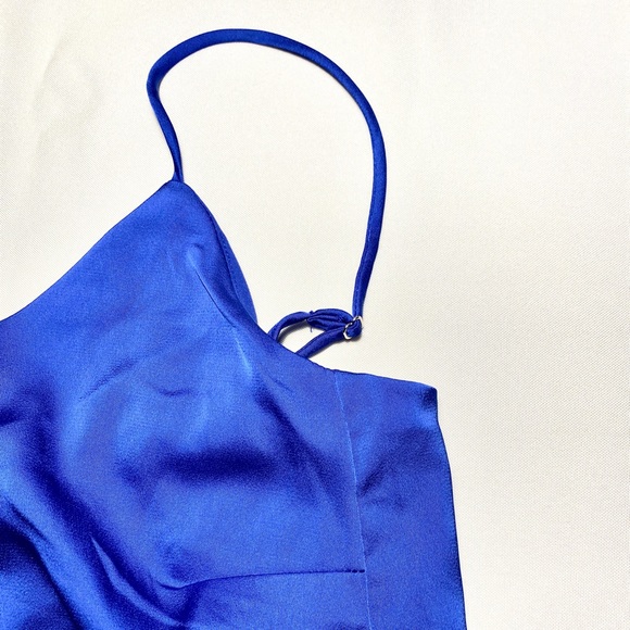 Shinestar Satin Split Hem Cami
Dress Royal Blue - Picture 8 of 15